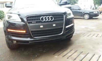 денні ходові вогні Audi Q7