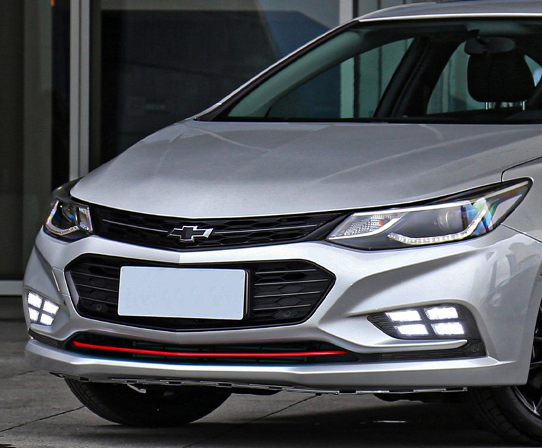 Денні ходові вогні Chevrolet Cruze