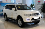 Денні ходові вогні Mitsubishi Pajero Sport