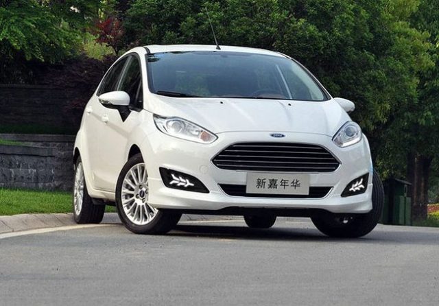 Дневные ходовые огни Ford Fiesta