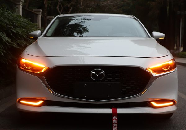 Дневные ходовые огни новая Mazda 3